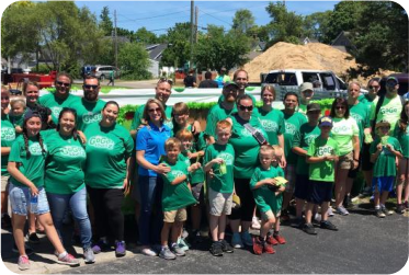 Gogo Squeez volunteering in the community